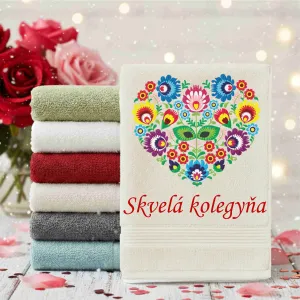 Osuška s folklórnym srdcom pre skvelú kolegyňu.
