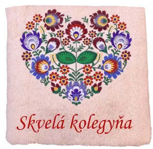 Osuška s folklórnym srdcom pre skvelú kolegyňu.