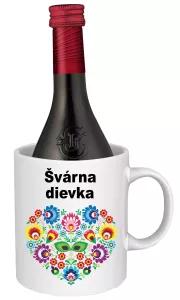 Hrnček SK s vínom - švárna dievka Biele víno