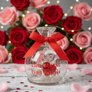 Macko vo vrecku - čím starší, tým krajší