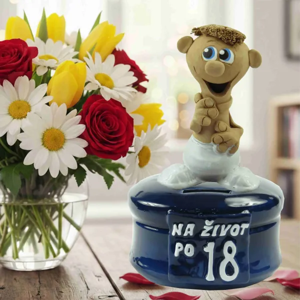 Pokladnička farebná s postavičkou muža a číslom 18