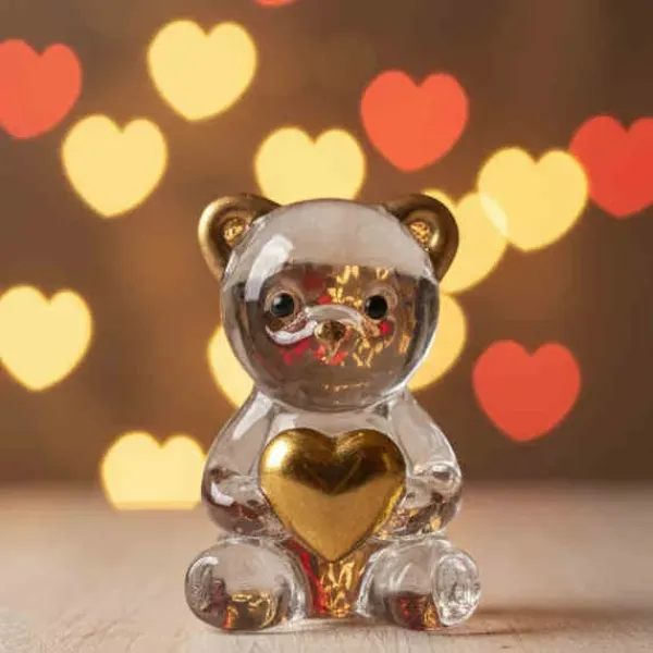 Macko so zlatým srdiečkom