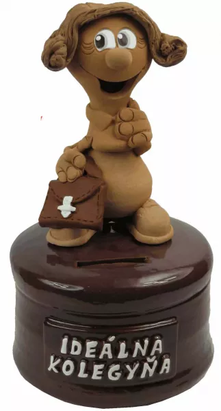 Pokladnička s postavou - ideálna kolegyňa